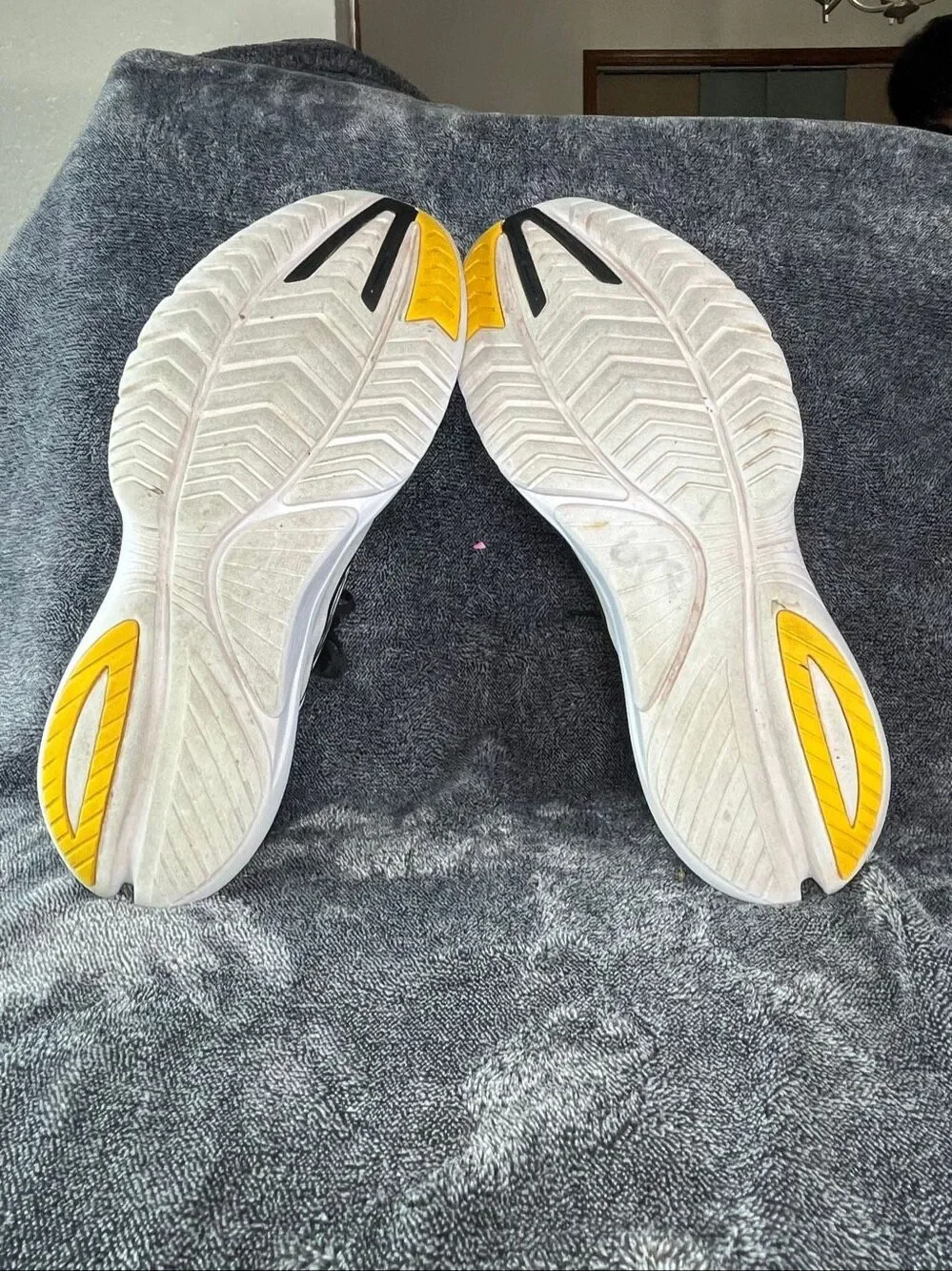 Saucony pre owned